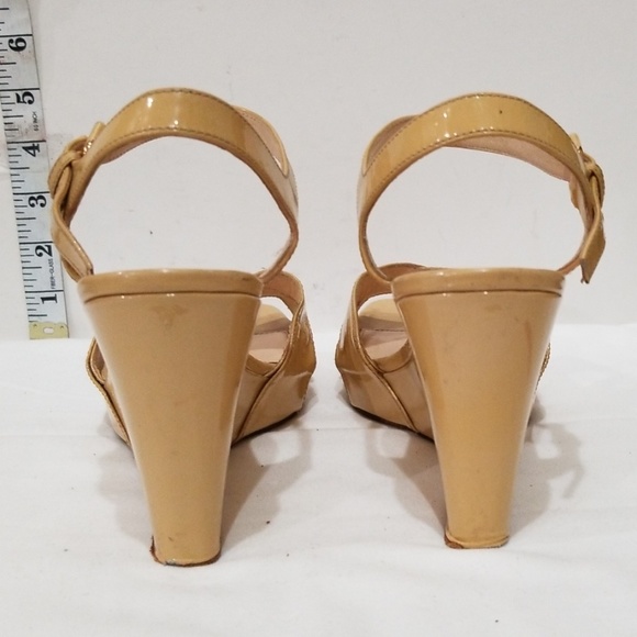 PRADA Patent Wedges 7.5 - Picture 3 of 8